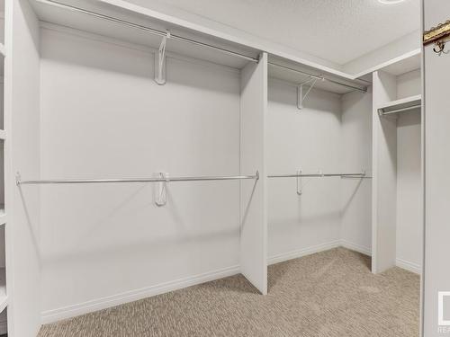 164 Darlington Crescent, Edmonton, AB - Indoor With Storage