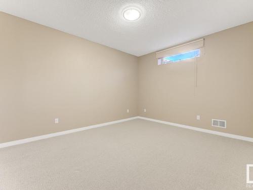 164 Darlington Crescent, Edmonton, AB - Indoor Photo Showing Other Room