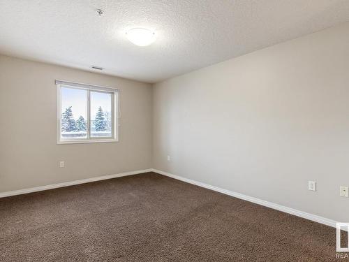 222 300 Spruce Ridge Road, Spruce Grove, AB - Indoor Photo Showing Other Room