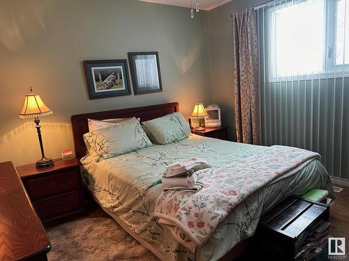 49106  130 Range Road, Rural Beaver County, AB - Indoor Photo Showing Bedroom