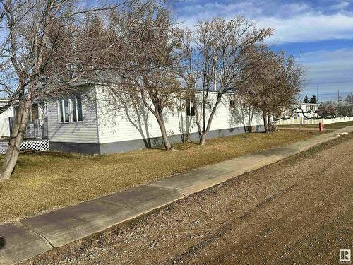 5301 54 Street, Clyde, AB 