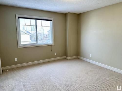 5421 3 Avenue, Edmonton, AB - Indoor Photo Showing Other Room