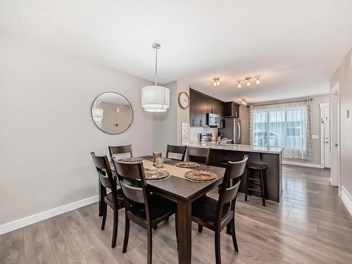 1321 Chappelle Boulevard, Edmonton, AB - Indoor Photo Showing Dining Room