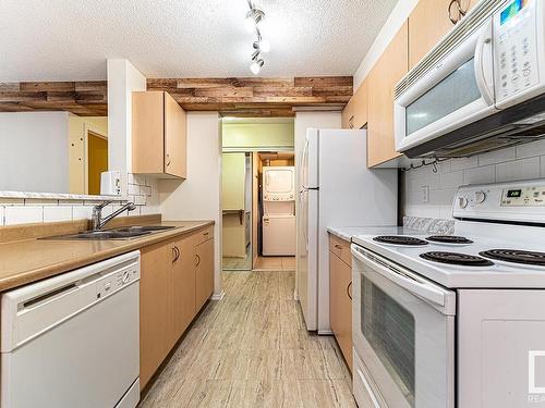 320 17003 67 Avenue, Edmonton, AB - Indoor Photo Showing Kitchen With Double Sink