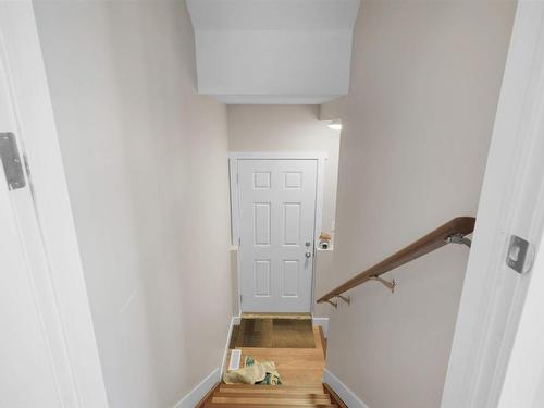 1404 29 Street, Edmonton, AB - Indoor Photo Showing Other Room