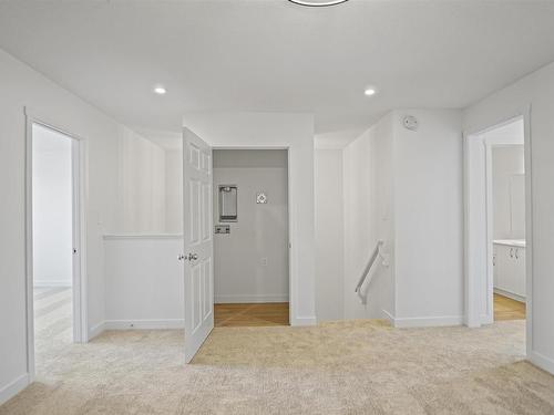 270 Sunland Way, Sherwood Park, AB - Indoor Photo Showing Other Room