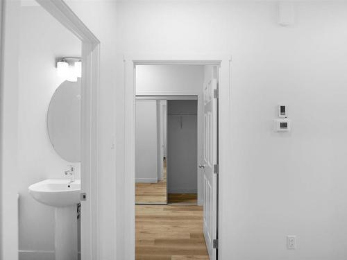 286 Sunland Way, Sherwood Park, AB - Indoor Photo Showing Bathroom