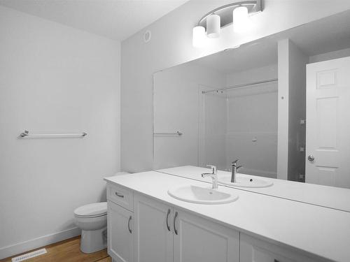 286 Sunland Way, Sherwood Park, AB - Indoor Photo Showing Bathroom