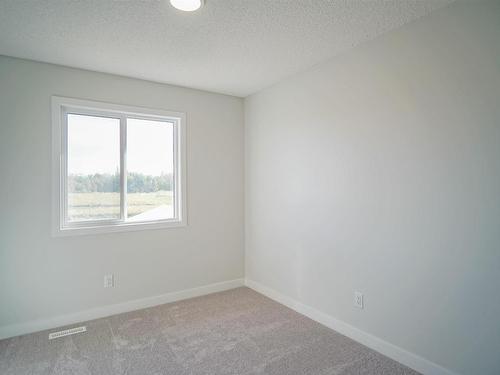 275 Sunland Way, Sherwood Park, AB - Indoor Photo Showing Other Room