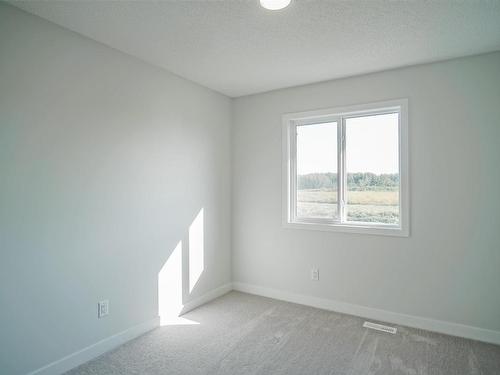 275 Sunland Way, Sherwood Park, AB - Indoor Photo Showing Other Room