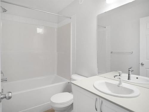 279 Sunland Way, Sherwood Park, AB - Indoor Photo Showing Bathroom