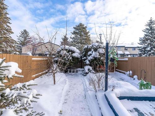 10 18305 89 Avenue Nw, Edmonton, AB - Outdoor