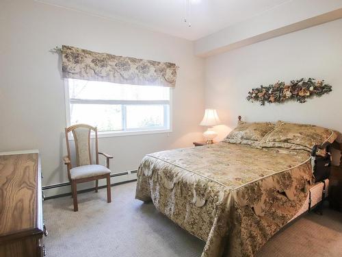 132 8802 Southfort Drive, Fort Saskatchewan, AB - Indoor Photo Showing Bedroom