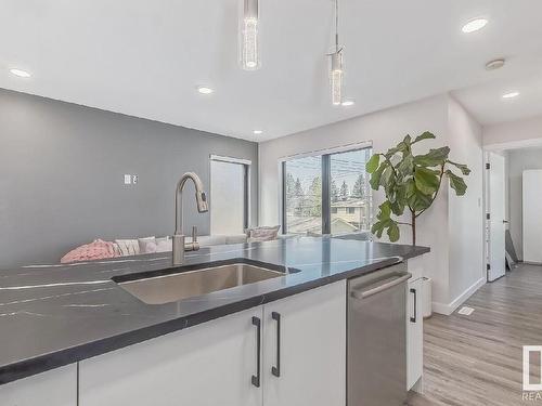 8908 140 Street Nw, Edmonton, AB - Indoor Photo Showing Kitchen