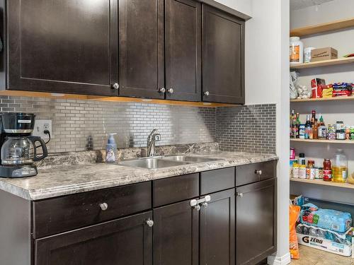 3 14305 82 Street, Edmonton, AB - Indoor Photo Showing Kitchen With Double Sink