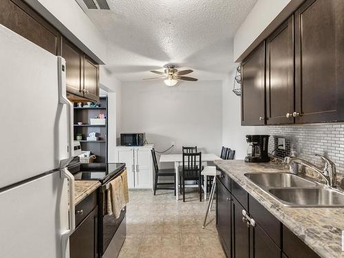 3 14305 82 Street, Edmonton, AB - Indoor Photo Showing Kitchen With Double Sink