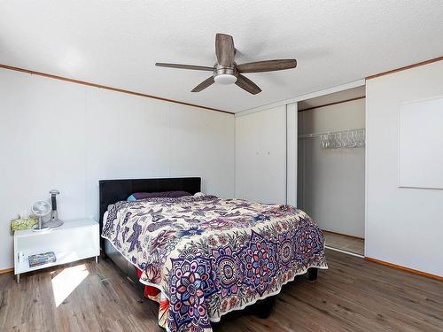 530084 Range Road 192, Rural Lamont County, AB - Indoor Photo Showing Bedroom