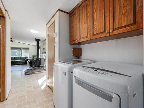 530084 Range Road 192, Rural Lamont County, AB - Indoor Photo Showing Laundry Room