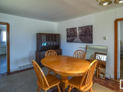 4811 50 Street, Onoway, AB - Indoor Photo Showing Dining Room