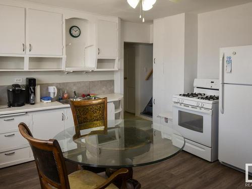 4811 50 Street, Onoway, AB - Indoor Photo Showing Kitchen