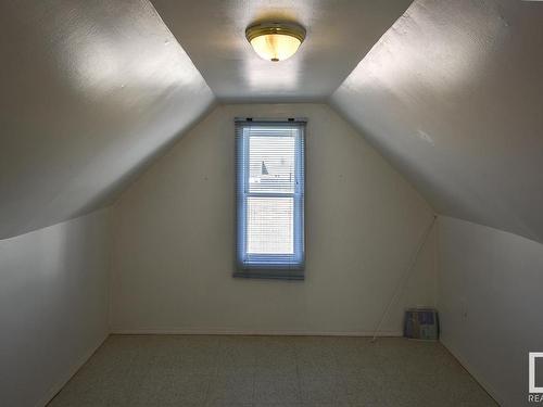 4811 50 Street, Onoway, AB - Indoor Photo Showing Other Room