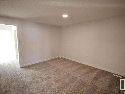 Upper 8866 Carson Way, Edmonton, AB - Indoor Photo Showing Other Room