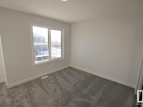 Upper 8866 Carson Way, Edmonton, AB - Indoor Photo Showing Other Room