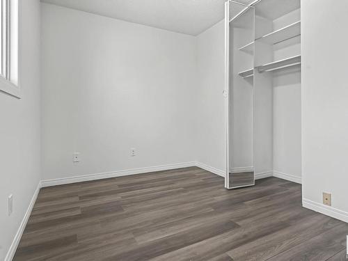 6091 35A Avenue, Edmonton, AB - Indoor Photo Showing Other Room