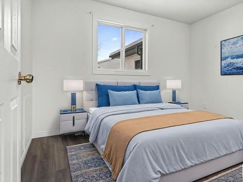 6091 35A Avenue, Edmonton, AB - Indoor Photo Showing Bedroom