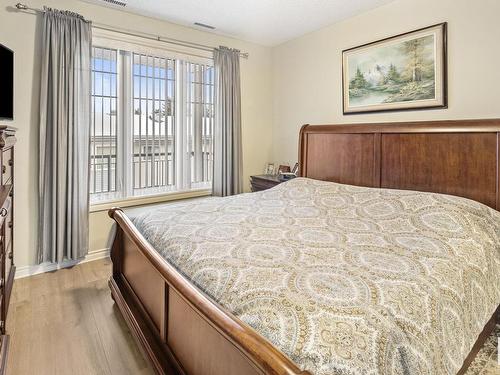 315 9820 165 Street, Edmonton, AB - Indoor Photo Showing Bedroom