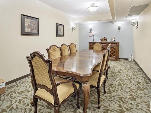 315 9820 165 Street, Edmonton, AB - Indoor Photo Showing Dining Room