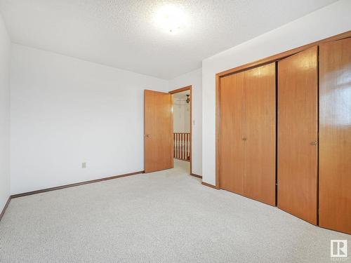 7223 152B Avenue, Edmonton, AB - Indoor Photo Showing Other Room