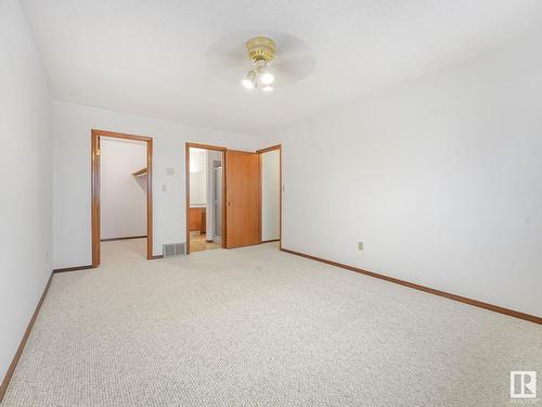 7223 152B Avenue, Edmonton, AB - Indoor Photo Showing Other Room