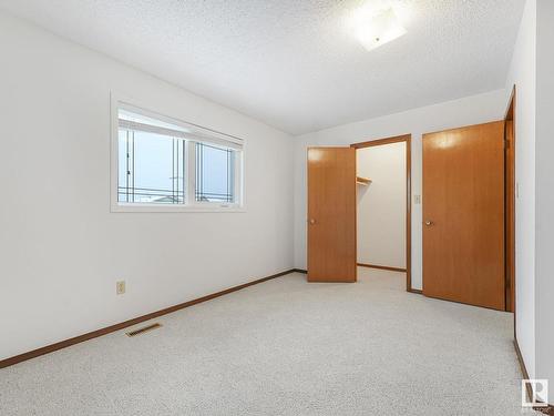 7223 152B Avenue, Edmonton, AB - Indoor Photo Showing Other Room