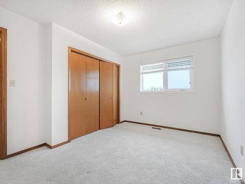 7223 152B Avenue, Edmonton, AB - Indoor Photo Showing Other Room