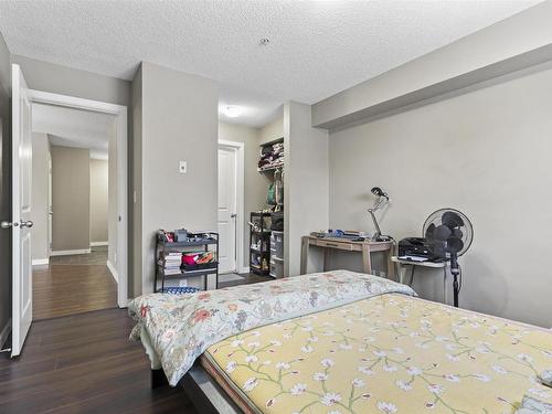 125 5816 Mullen Place, Edmonton, AB - Indoor Photo Showing Bedroom