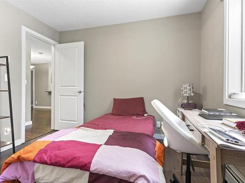 125 5816 Mullen Place, Edmonton, AB - Indoor Photo Showing Bedroom