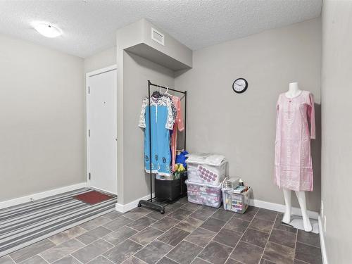 125 5816 Mullen Place, Edmonton, AB - Indoor Photo Showing Other Room