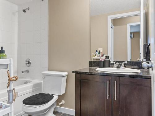 125 5816 Mullen Place, Edmonton, AB - Indoor Photo Showing Bathroom