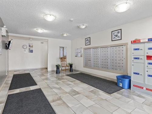 125 5816 Mullen Place, Edmonton, AB - Indoor Photo Showing Other Room