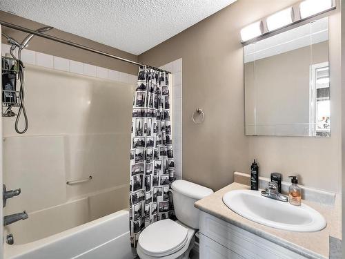 234 4210 139 Avenue, Edmonton, AB - Indoor Photo Showing Bathroom