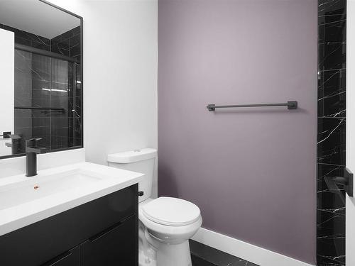 13 Akinsdale Gardens, St. Albert, AB - Indoor Photo Showing Bathroom