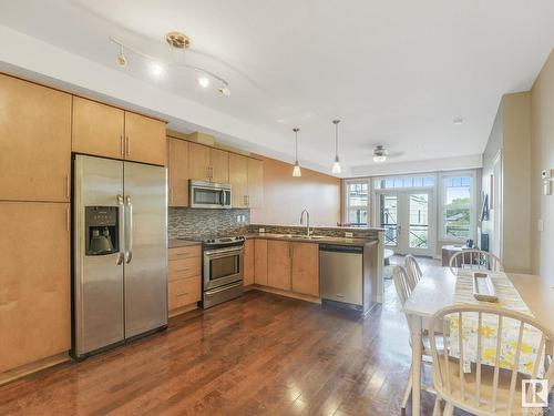 307 10808 71 Avenue, Edmonton, AB - Indoor Photo Showing Kitchen