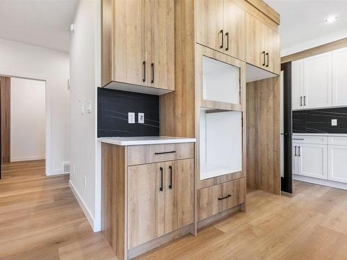 97 Eldridge Point(E), St. Albert, AB - Indoor Photo Showing Kitchen