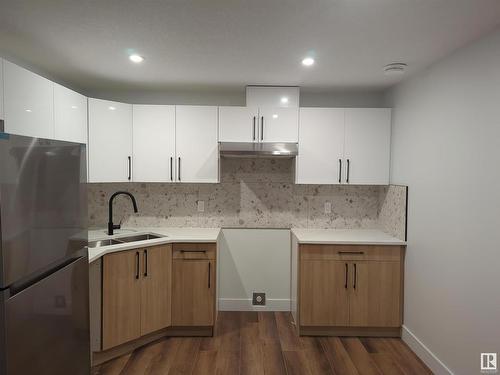 6115 Crawford Drive, Edmonton, AB - Indoor Photo Showing Kitchen With Double Sink