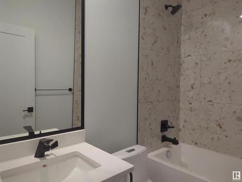 6115 Crawford Drive, Edmonton, AB - Indoor Photo Showing Bathroom