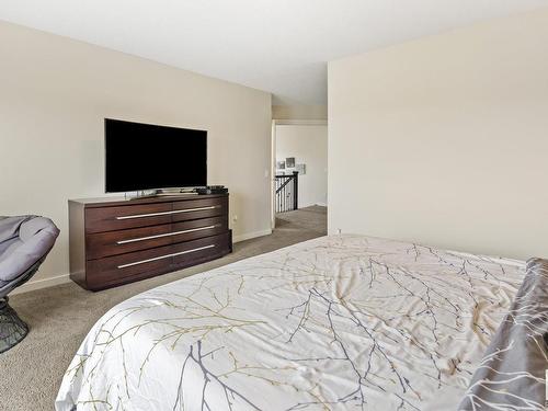 4904 Crabapple Lane, Edmonton, AB - Indoor Photo Showing Bedroom