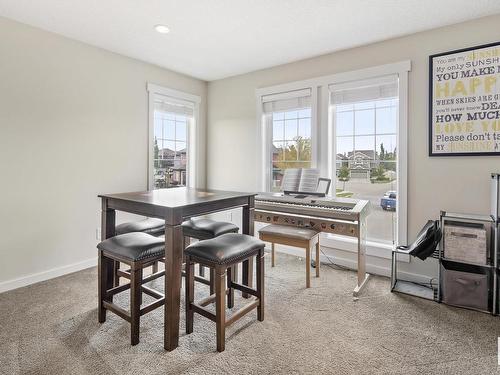 4904 Crabapple Lane, Edmonton, AB - Indoor Photo Showing Dining Room