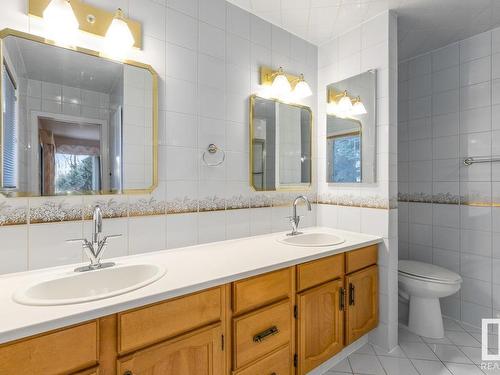 1 500 Lessard Drive, Edmonton, AB - Indoor Photo Showing Bathroom