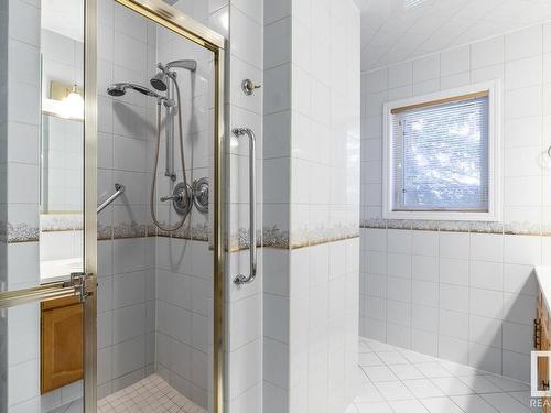 1 500 Lessard Drive, Edmonton, AB - Indoor Photo Showing Bathroom